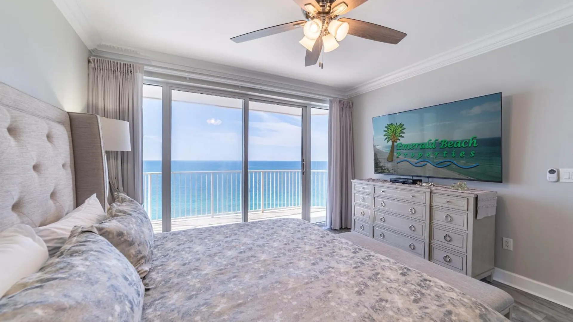 Дом отдыха Boardwalk 2201 'Sea Serenity Penthouse' Панама-Сити США